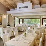 Hotell Borgo Ca Dei Sospiri 4*