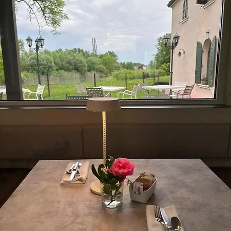 Borgo Cà Dei Sospiri Hotel 4*