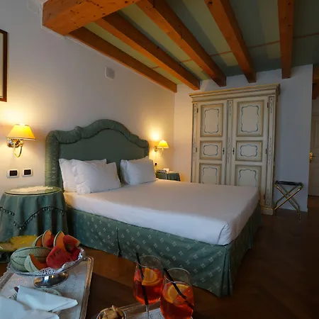 Borgo Ca Dei Sospiri Szálloda Quarto dʼAltino
