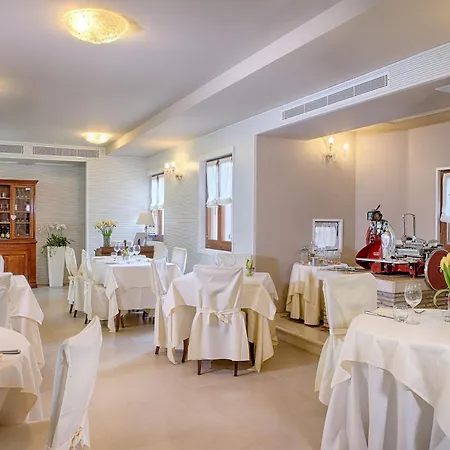 Borgo Ca Dei Sospiri 4* Quarto dʼAltino