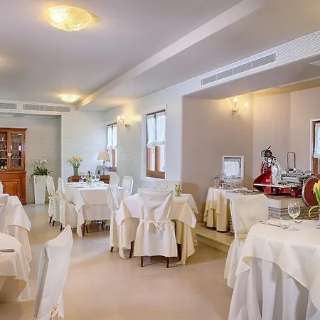 Borgo Ca Dei Sospiri Hotel 4*