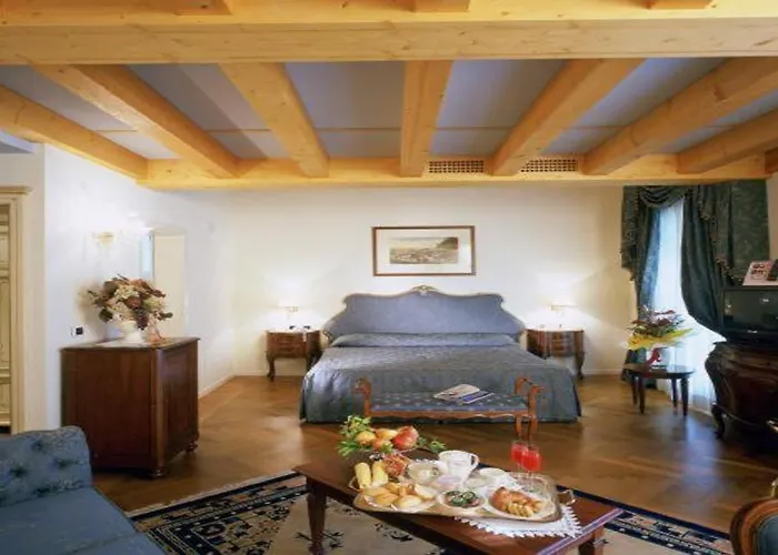 Borgo Ca Dei Sospiri 4* Quarto dʼAltino