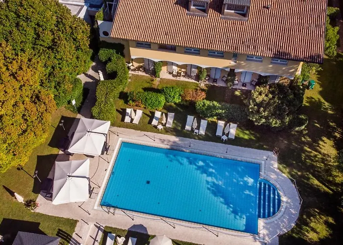 Borgo Ca Dei Sospiri Hotel 4*