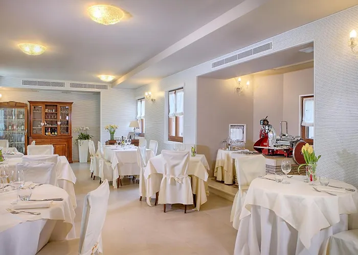 Borgo Ca Dei Sospiri 4* Quarto dʼAltino