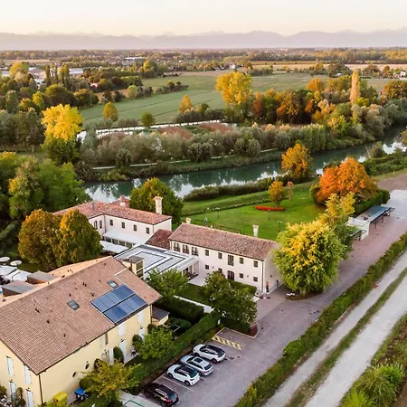 Borgo Cà Dei Sospiri 4*