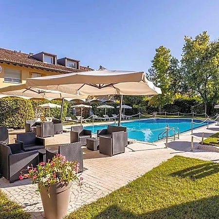 Borgo Cà Dei Sospiri Hotel 4*