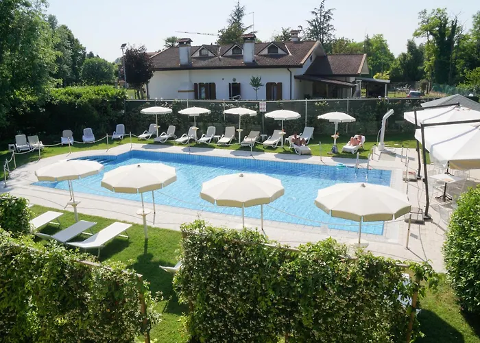 Borgo Ca Dei Sospiri 4*